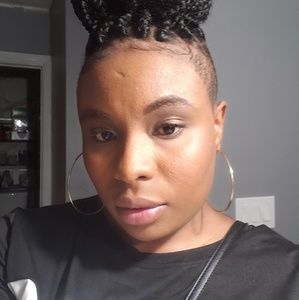 Meet your Posher, Tasha